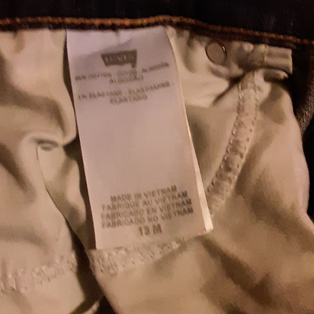 Levi jeans